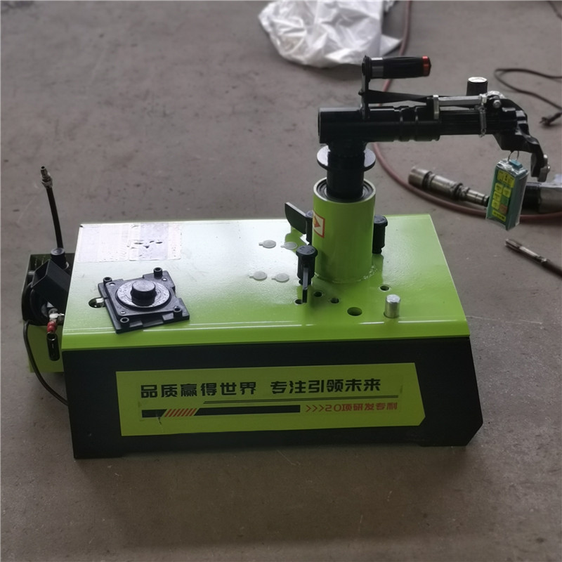 輪胎拆胎機(jī)的電動(dòng)馬達(dá)驅(qū)動(dòng)技術(shù)